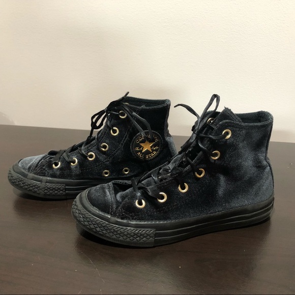 converse crushed velvet